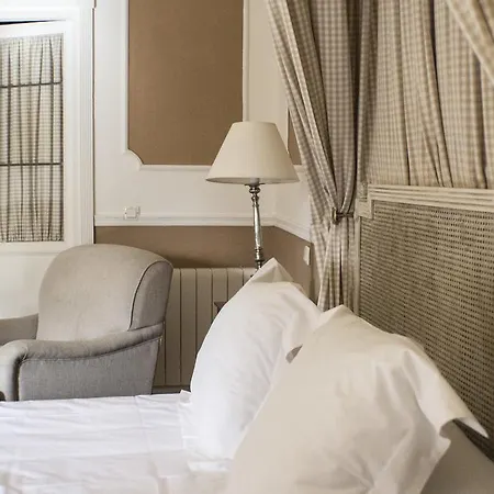 Hotel Salinas De 3*